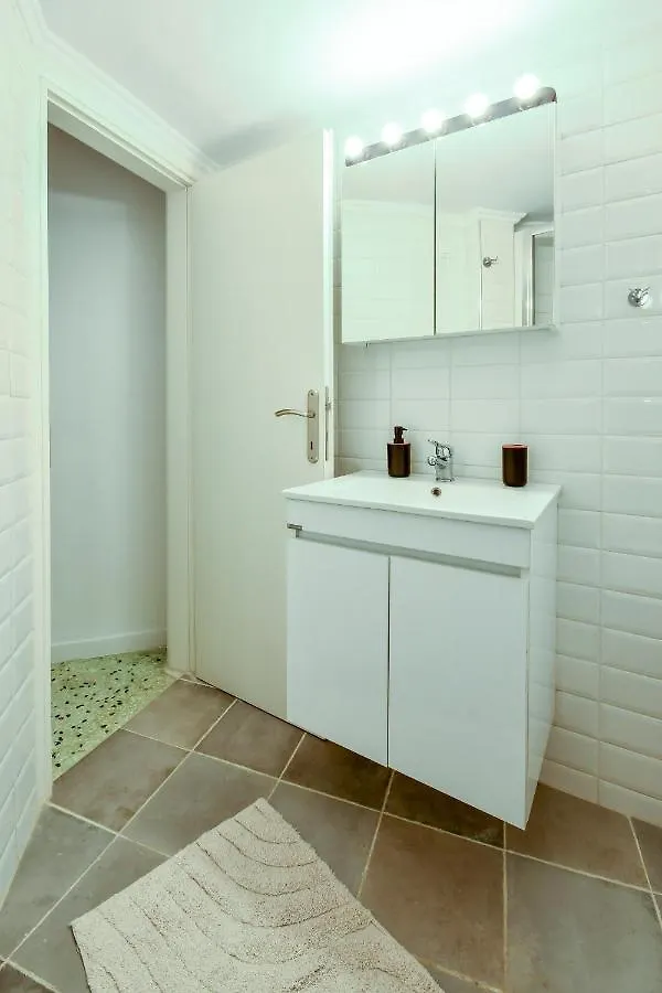 Thessaloniki Center Comfortable Apartment