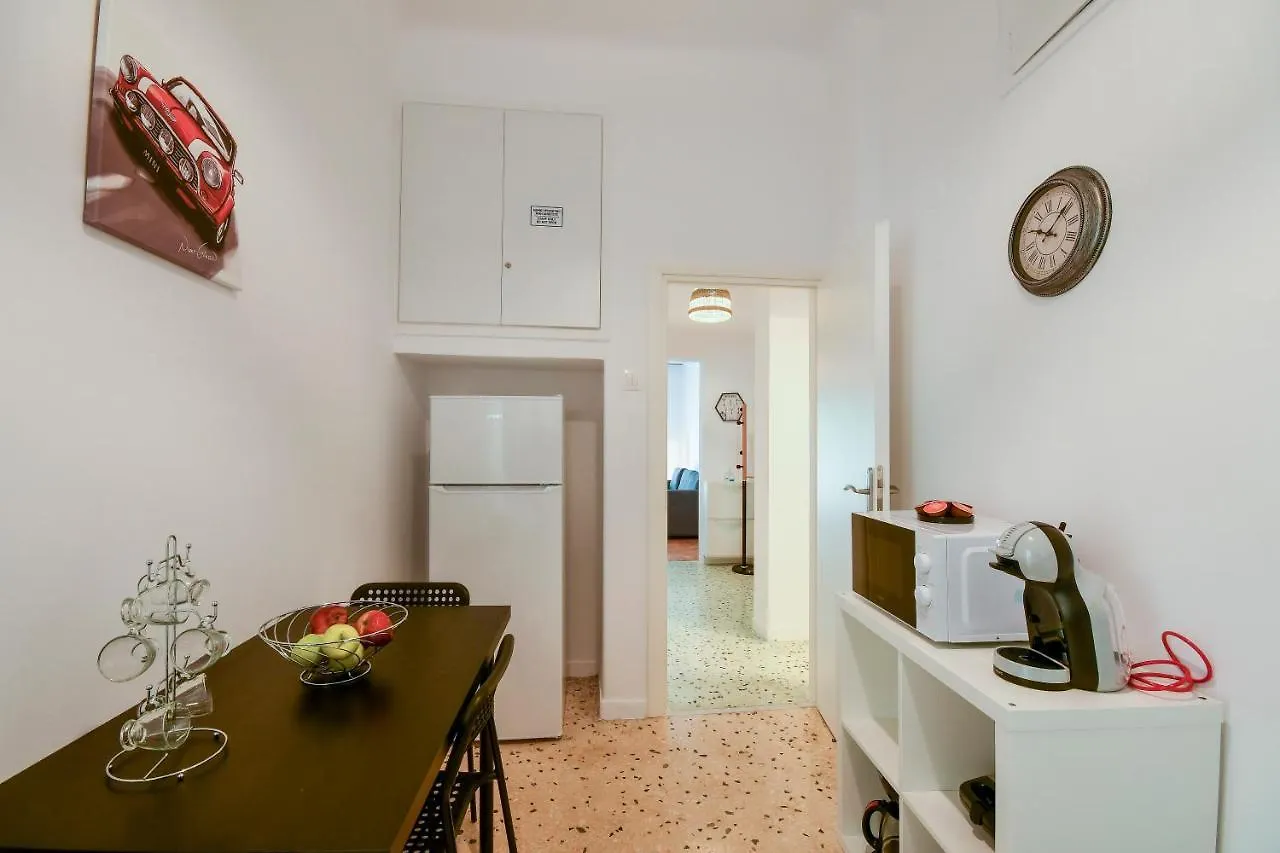 Thessaloniki Center Comfortable Apartment
