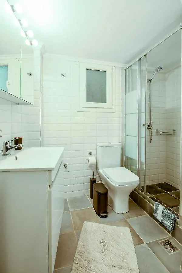Thessaloniki Center Comfortable Apartment